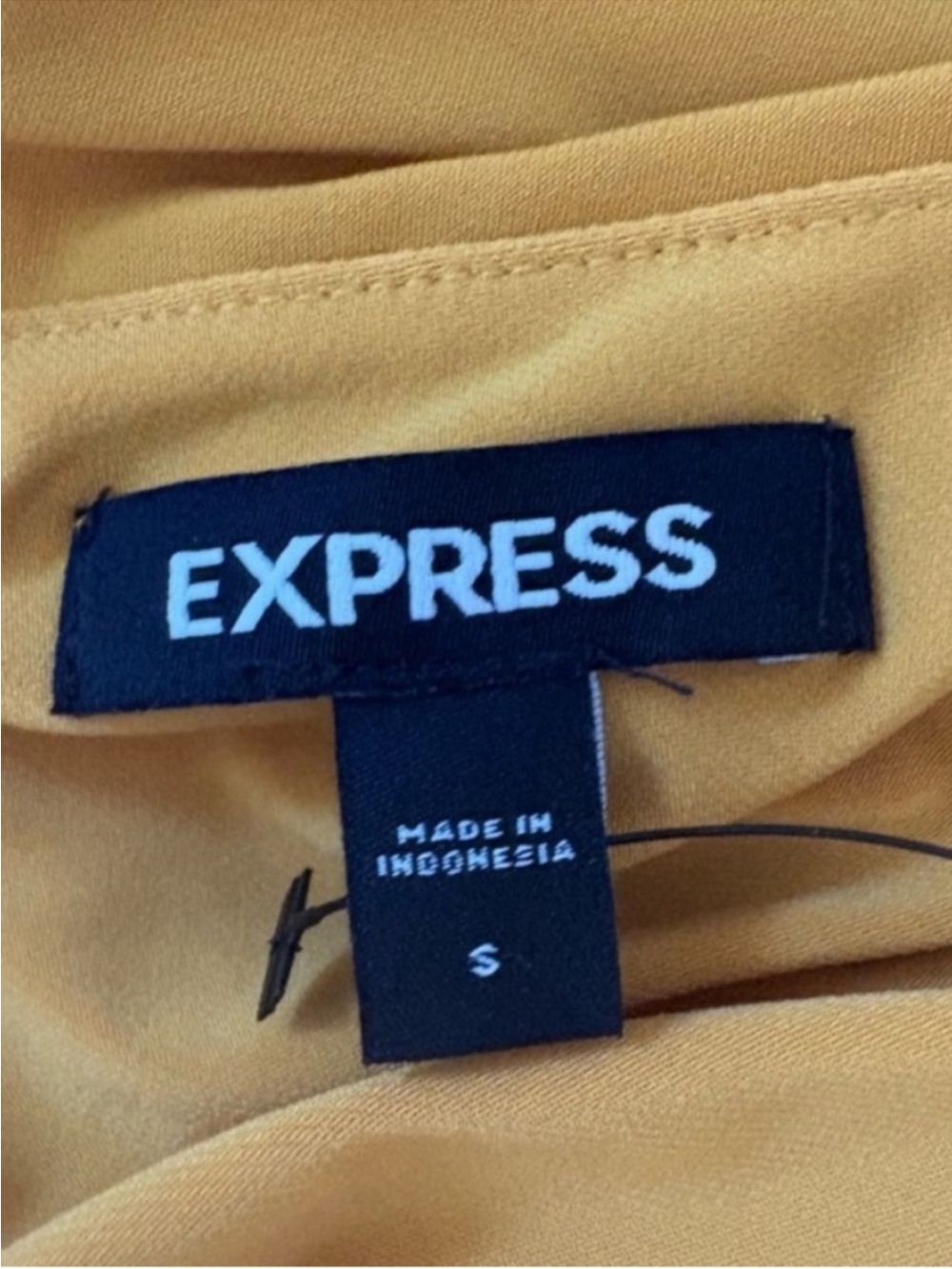 Express One-Shoulder Ribbed Crop Top - Yellow - Picture 2 of 4